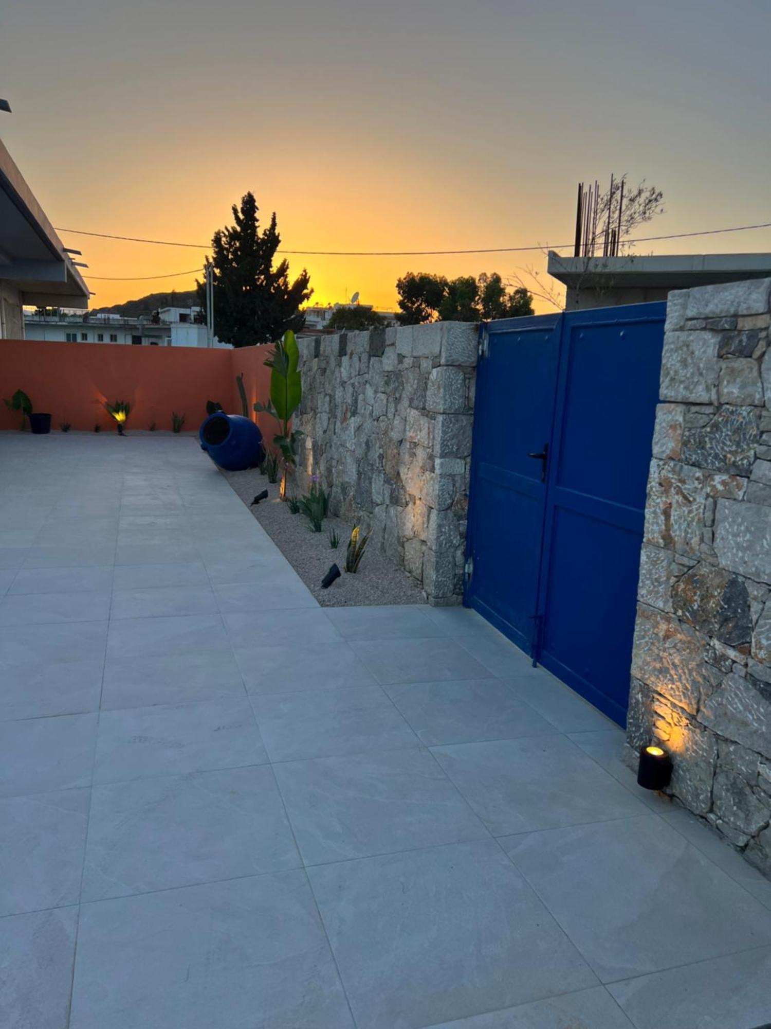 Cora May Central Villa With Private Pool 200M To The Beach Faliraki Exterior foto